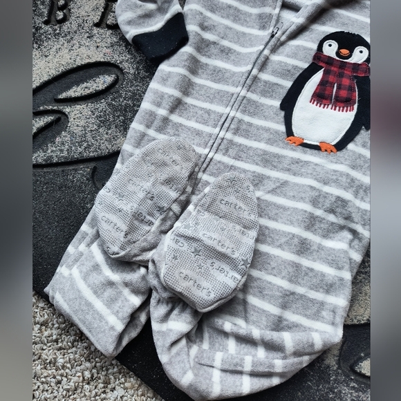 Carter's Boys Striped Footed Pajamas Full Zip Penguin Gray White Size 18 Months - Picture 4 of 4